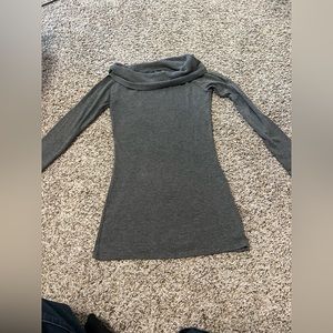 Forever 21 title neck dress